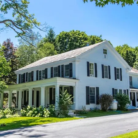 Picture Postcard Mansion In Manchester Village